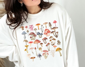 Cottagecore Mushrooms Sweatshirt, Vintage Mushroom Sweater, Hippie Girl Shirt, Boho Goblincore Crewneck, 70s Floral Sweatshirt, Fungi Shirt