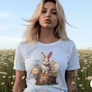 Lapin sur une chemise de souche, T-shirt floral de lapin, t-shirt Cottagecore, chemise à fleurs pressées, tee-shirt animal Boho, tee-shirt Woodland Wildlife
