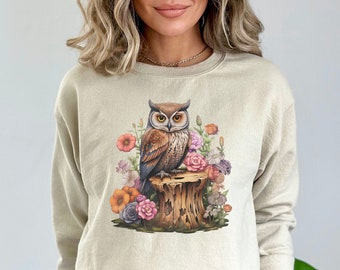Owl On A Stump Sweater, Floral Owl Sweatshirt, Pressed Flower Pullover, Owl Sweater, Garden Lover Top, Cottagecore Sweatshirt, Owl Sweater