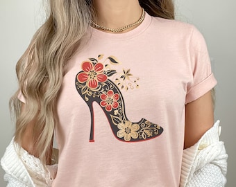 Floral High Heel Tshirt, Boho Blumen Shirt, rote Untere Heels, Designer Tshirt, modische Tshirt, rote untere Shirt, Schuh-Liebhaber-Geschenk