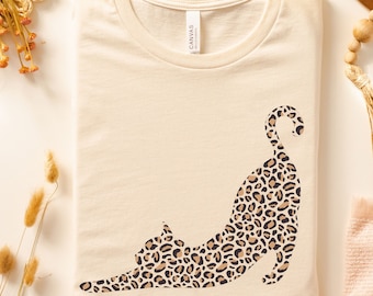 Leopard Print Cat Shirt, Cheetah Print TShirt, Cat Mom T-Shirt, Gift For Cat Lovers, Animal Print Tee, Cute Kitten Teeshirt, Cute Fall Tee