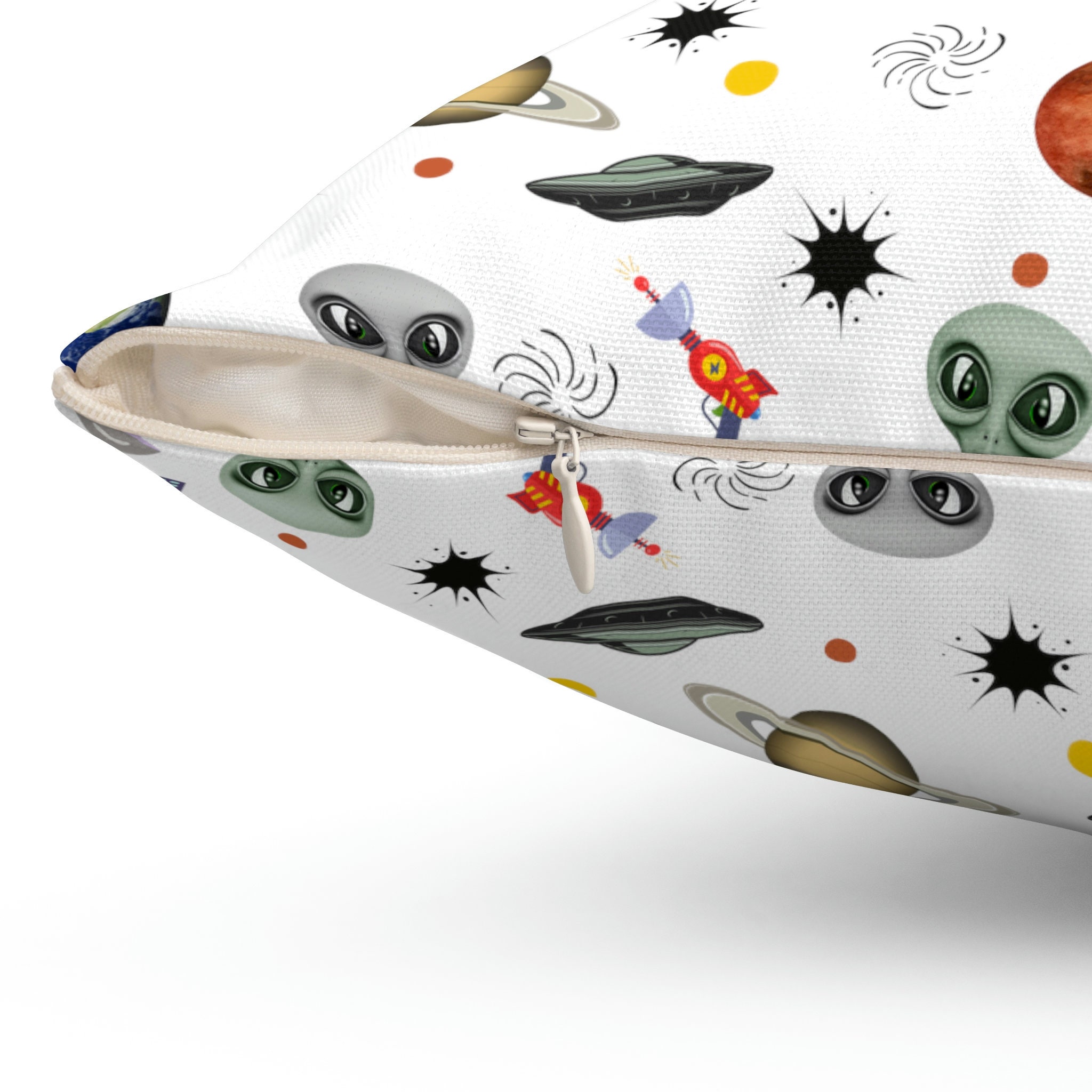 Alien Pillow, Outer Space Bedroom Decor, UFO Throw Pillow, Flying ...