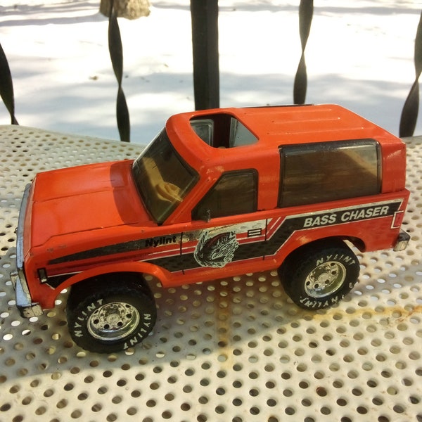 1980s Nylint Bass Chaser Bronco