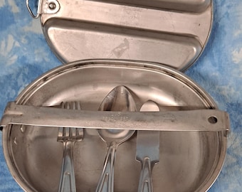 1967 Vietnam era mess kit