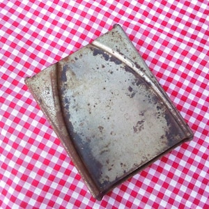 Vintage iron stand/rest. 6 1/2  inch stand with no markings.