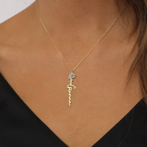Collar de nombre vertical hecho a mano-Personalizado personalizado delicado nombre de flor de nacimiento collar de oro-collar de nombre floral de nacimiento-regalo de cumpleaños-regalo de mamá imagen 1