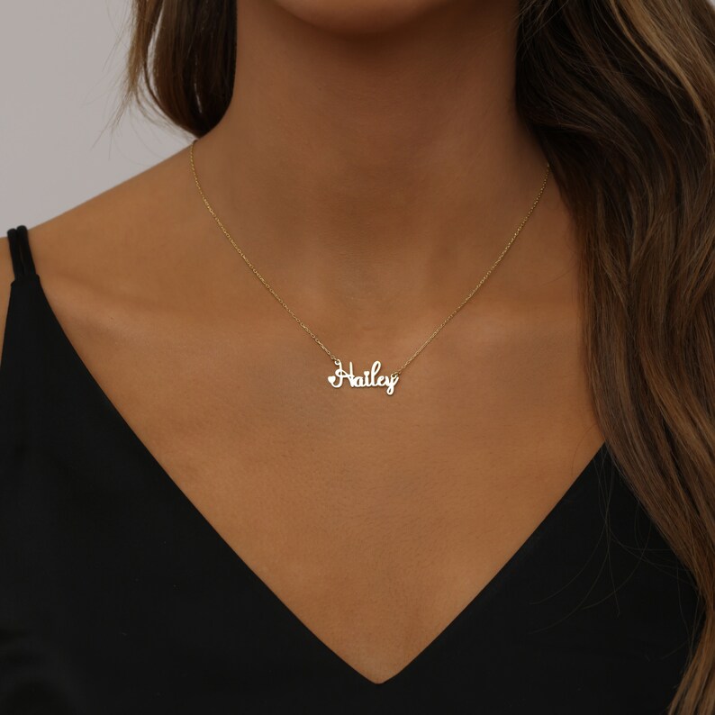 Gioielli con nome personalizzati Gioielli con nome minimalista Collana con nome in argento Gioielli moderni Regali personalizzati Regalo perfetto per donna immagine 3