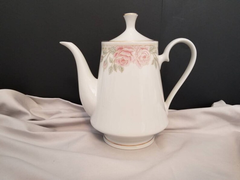 Lynns Fine China Melody Tea/coffee Pot. Etsy
