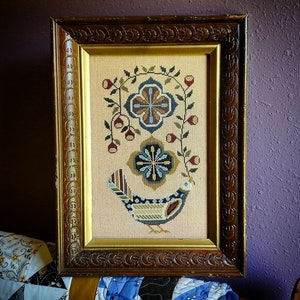 Pretty Bird - PDF downloadable cross stitch pattern by The Artsy Housewife