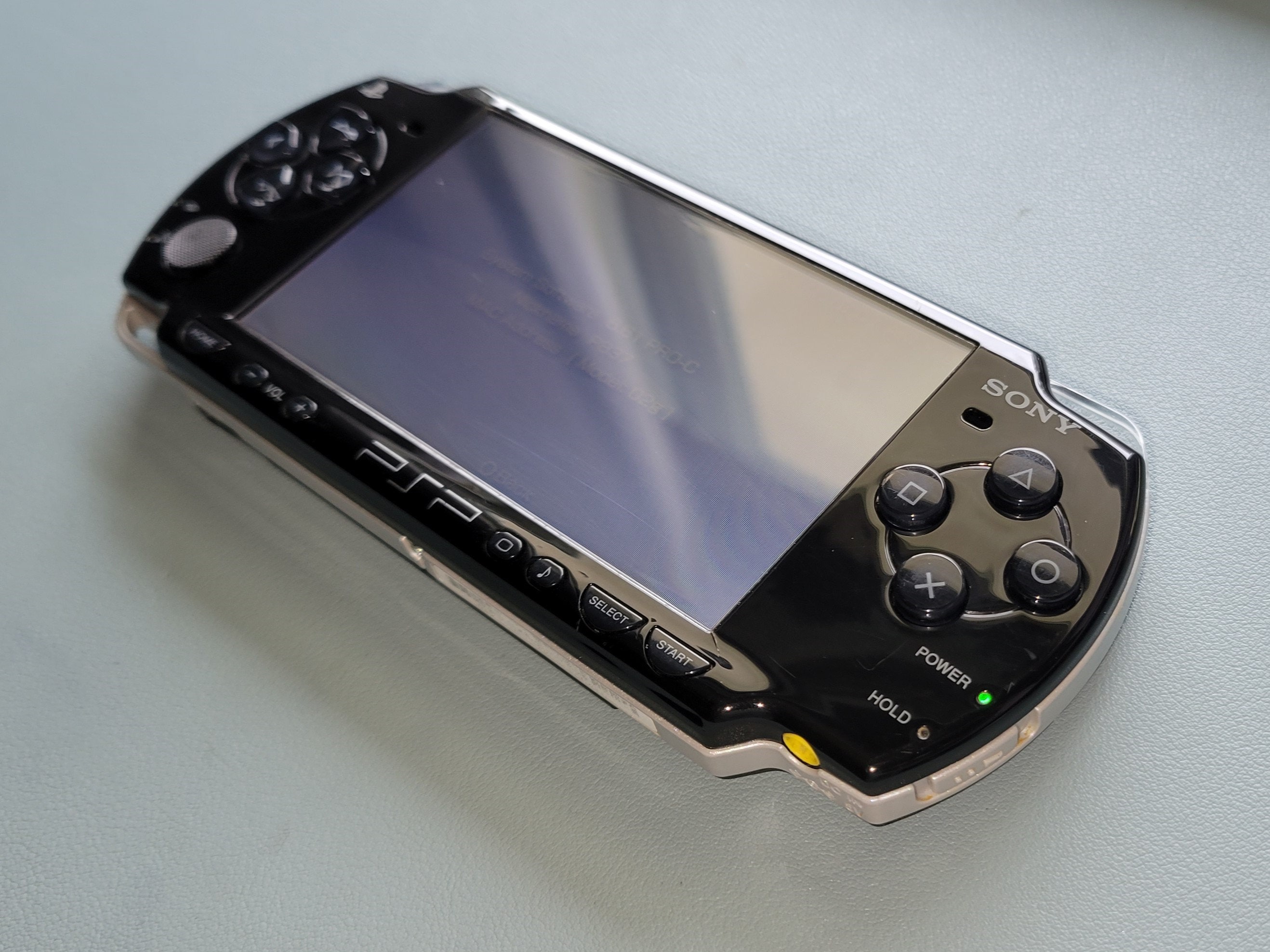 Genuine Sony PSP-100 Charger for Sony PSP 1001 2001 3001 100% OEM -   Hong Kong