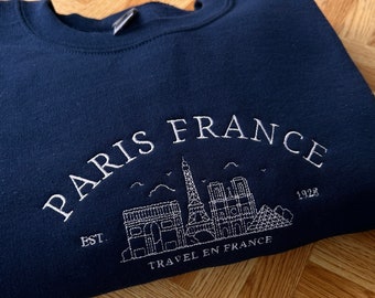 Embroidered Sweatshirt, Vintage Paris Crewneck, Eiffel Tower Jumper, Paris Embroidered Sweatshirt, Vintage French Sweatshirt, City Crewneck