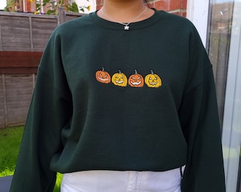Sudadera bordada de calabaza de Halloween, cuello de tripulación de cara de calabaza, calabaza de Halloween, sudadera de halloween, cuello de tripulación de calabaza, jersey de calabaza
