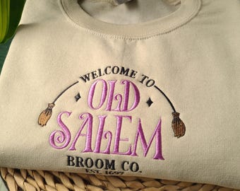 Sweat brodé Halloween Salem, sweat Halloween, col rond Halloween Salem, sweat vintage, col rond Halloween vintage