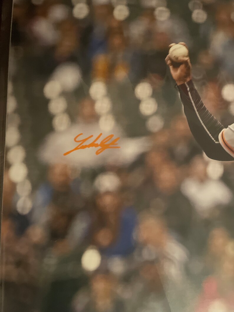 Johnny Cueto Autographed Photo - Etsy