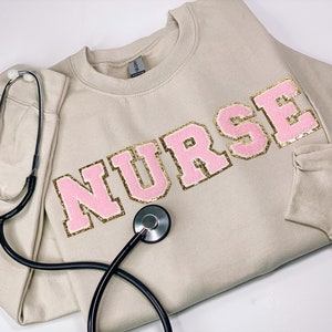 Nurse Sweater Registered Nurse Sweatshirt for Nurse Crewneck Sweater Nursing School Gift for Nurse Letter Chenille Nurse Patch Sweater RN