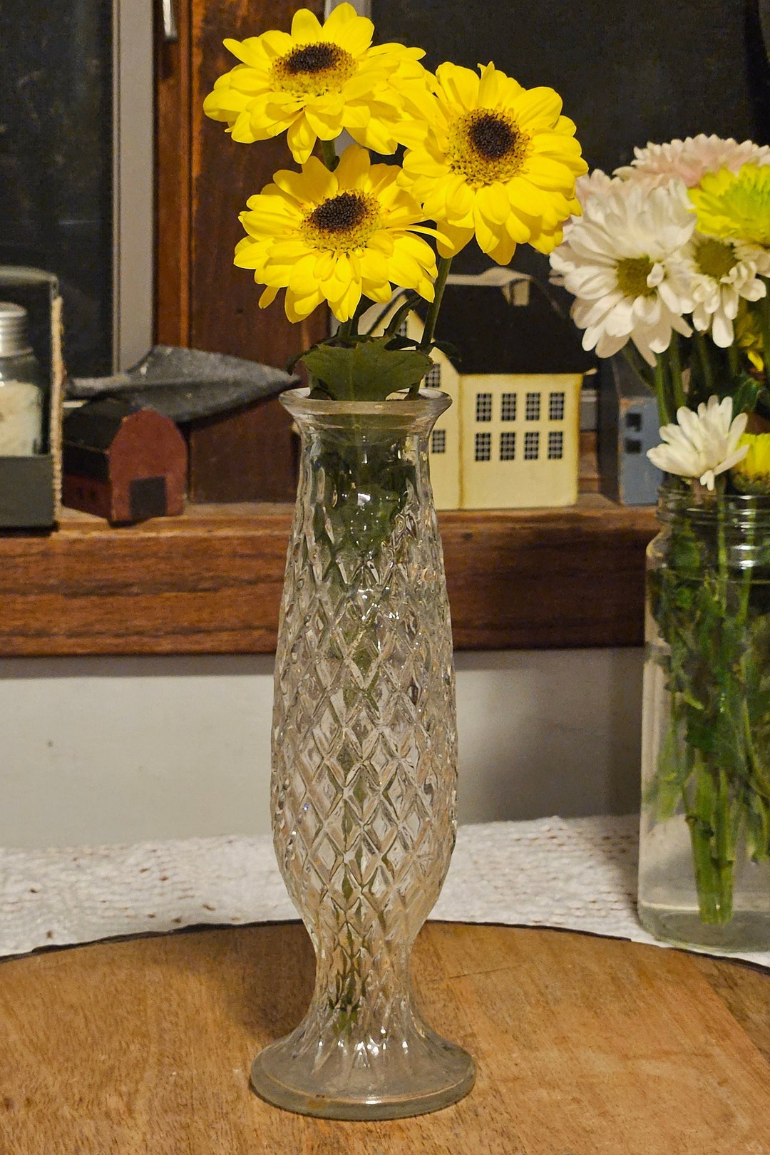 E O Brody Co 921 Clear Glass Diamond Lattice Bud Vase Made in USA Cut