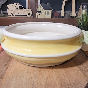 Antique Leek Tureen | Yellow Tureen | Vintage Yellow Bowl | Soup Bowl | Mid-Century Pottery | Leeks | Rare | Collectible | Country Home