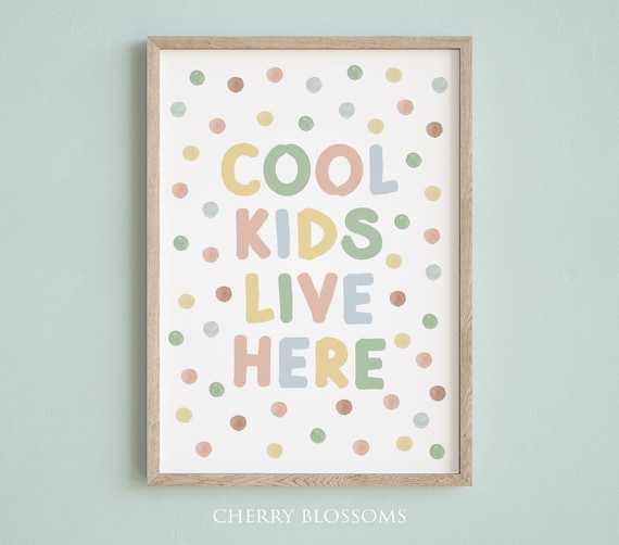 Poster mit Spruch "cool kids live here", Minimalistich, Aquarell, Kinderzimmer, Wanddeko, Poster Spruch, Geschenk, Jungs und Mädchen