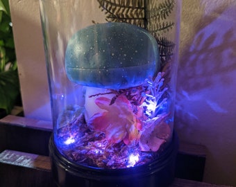 Accendi i fiori secchi di Fairy Mushroom Terrarium