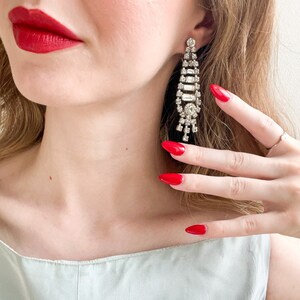 Vintage 1980s Rhinestone Teardrop Clip-On Earrings