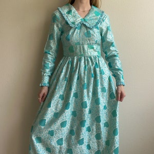 Vintage 1970s Turquoise Maxi Dress With Silver Paisley Pattern (XS)