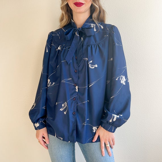 Vintage 1990s Blue Abstract Print Blouse (L/XL) - image 2