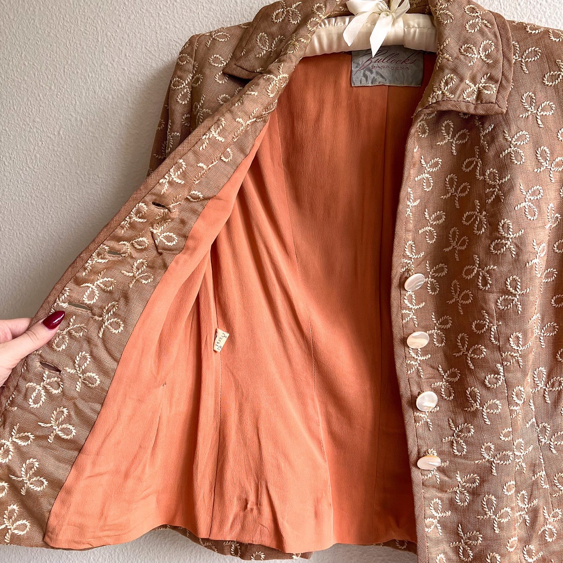 Darling 1940s Taupe Silk Buttoned Jacket (XS/S)