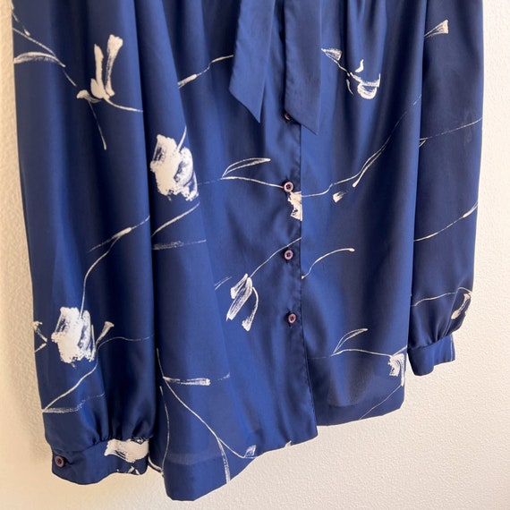 Vintage 1990s Blue Abstract Print Blouse (L/XL) - image 7