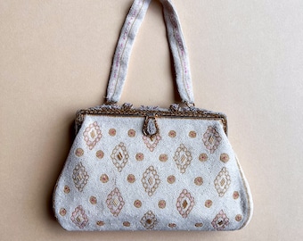 Increíble bolso blanco vintage de los años 50 con muchas cuentas
