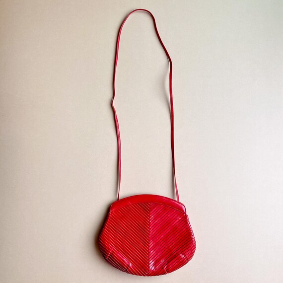 Vintage 1980s Red Micro-Pleated Faux Leather Purse - image 2