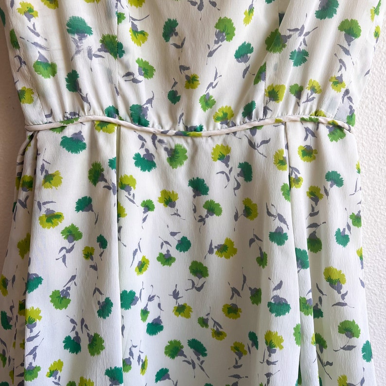 Vintage 1960s Dainty Green Flowers Summer Dress S image 8