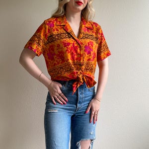 Vibrant Vintage 1990s Tropical Print Short Sleeve Button Down (M/L)