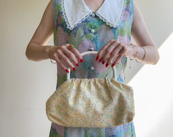 Ongelooflijke vintage jaren 1960 omkeerbare witte en snoepkleurige handtas met kralen