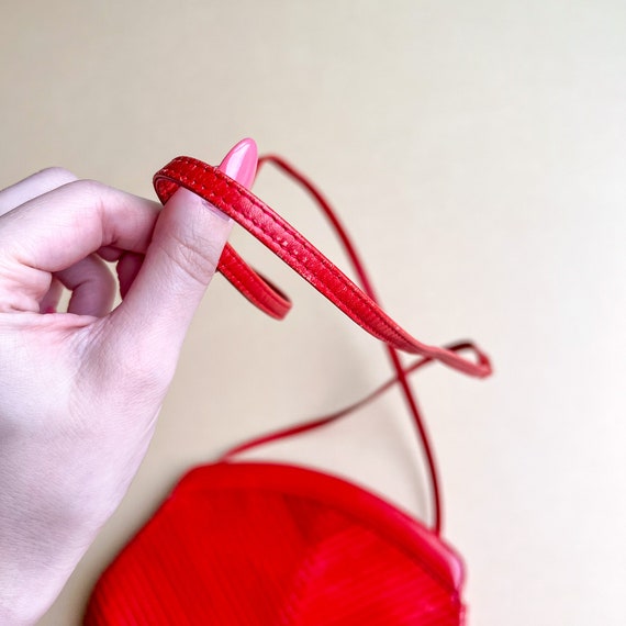 Vintage 1980s Red Micro-Pleated Faux Leather Purse - image 6