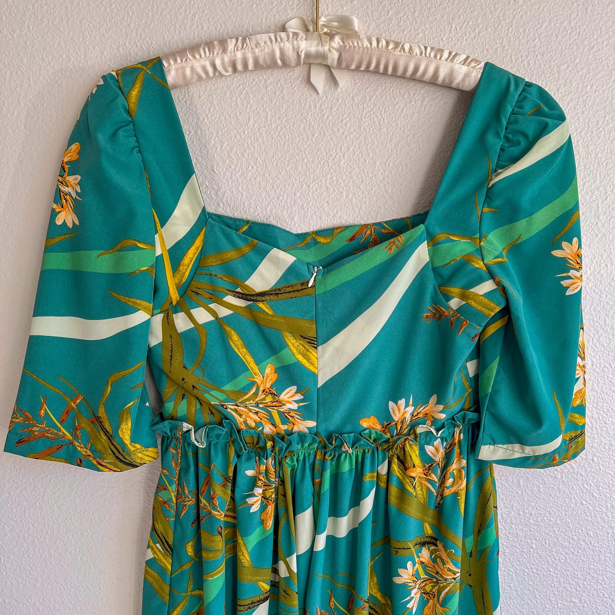 retro tropical print dress Retrolicious Tropical Print Elizabeth Dress Medium