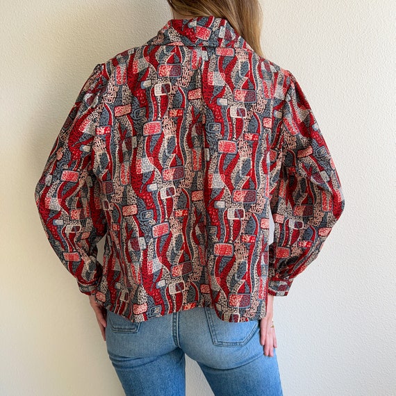 Vintage 1970s Red Abstract Novelty Print Top (M/L) - image 4