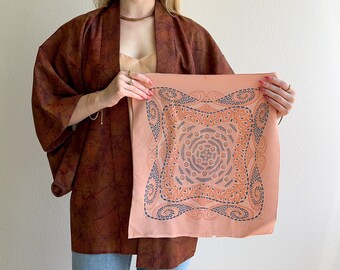 Vintage 1940s Peach Pattern Bandana