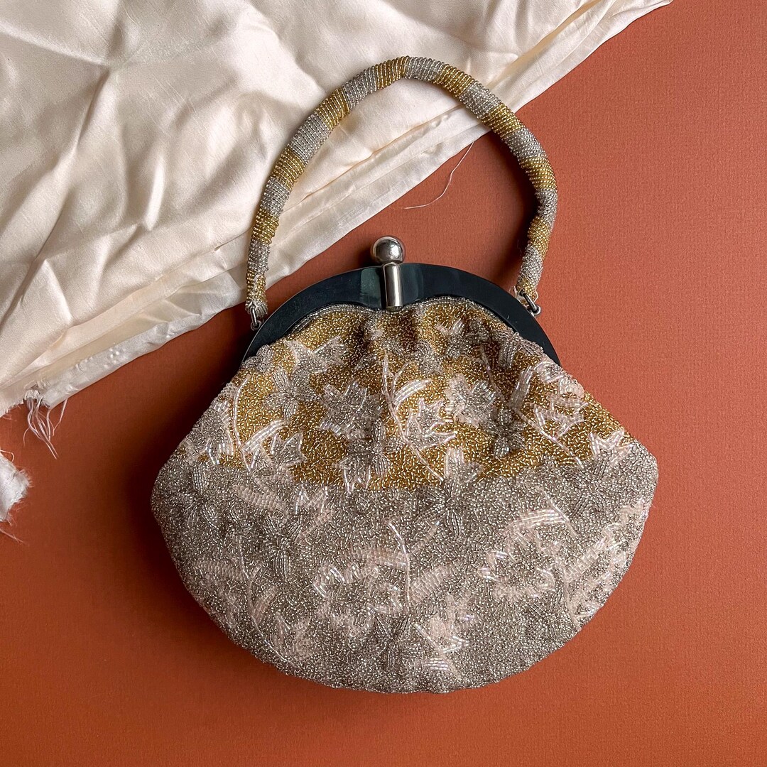 1960s Beaded Shoulderbag