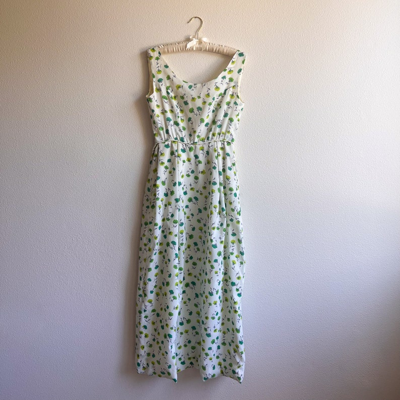 Vintage 1960s Dainty Green Flowers Summer Dress S image 5