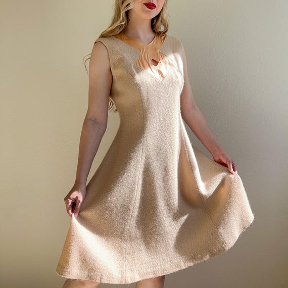 cream silk dress vintage 1940s Cream Silk and Crochet Gown
