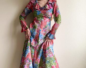 1970年代のヴィンテージ、ピンク、グリーン、ブルーの花柄コットンマキシドレス（S）