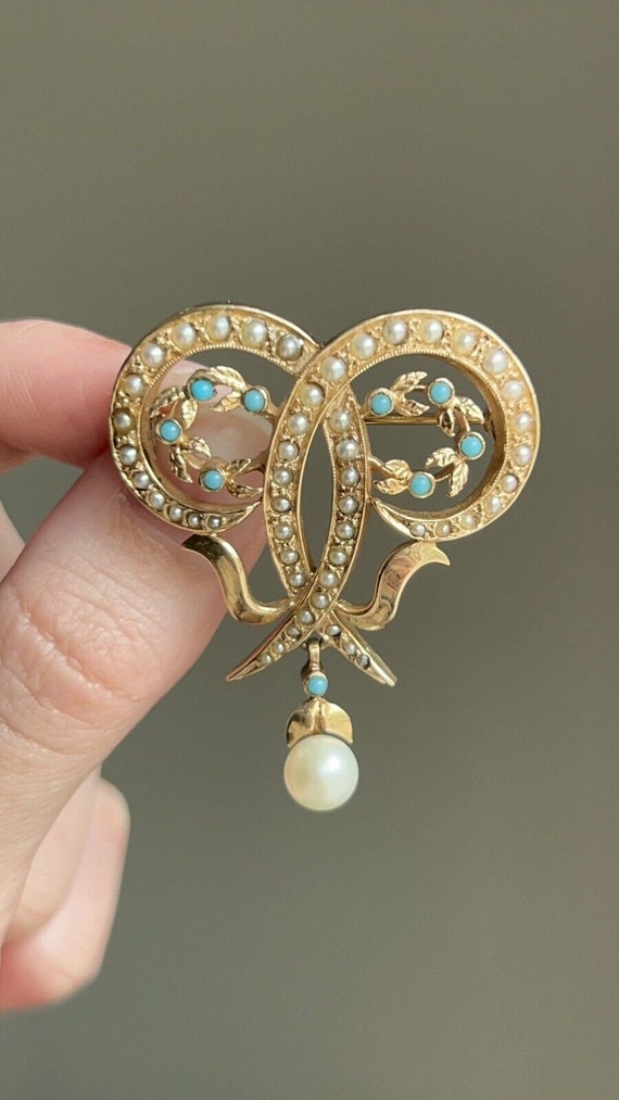 18k Gold Pearl and Turquoise Stylized Heart Ribbo… - image 2