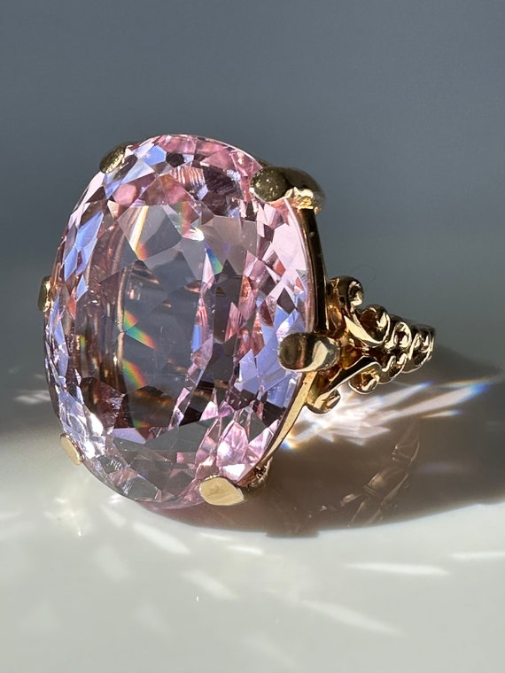 Vintage 40ct Pink Kunzite and 14k Gold Ring