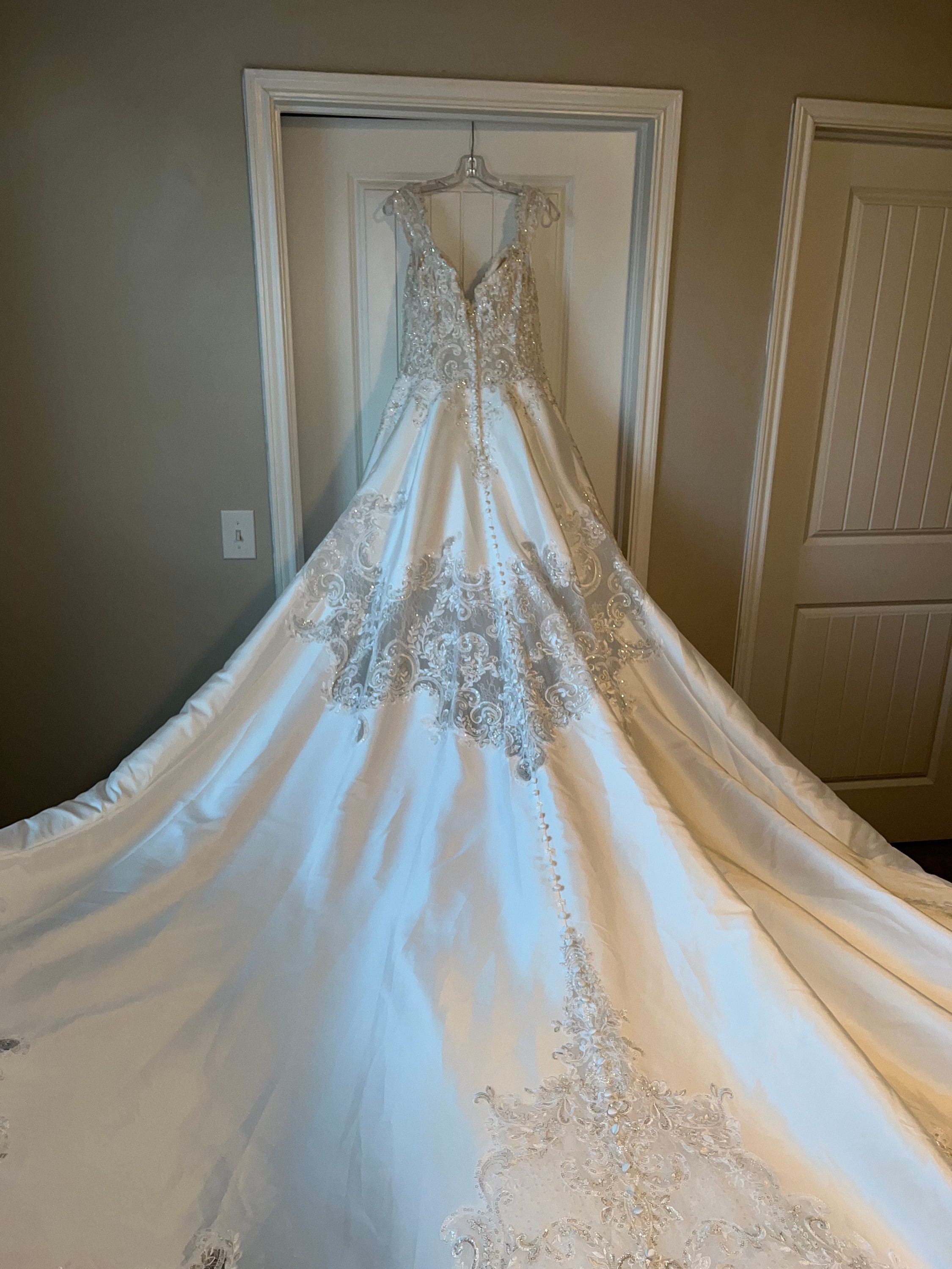 Brand New Wedding Dress Veil Included - Etsy