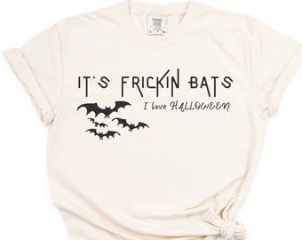 Creepy Cute Bat Shirt, Bats, Bat Lover, Halloween, Halloween Shirts, Graphic Tee, Fall Shirt, Gift for her, T-shirt, Vintage, Fall, Autumn