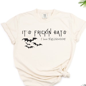 Gruseliges süßes Fledermaus Shirt, Fledermäuse, Fledermaus Liebhaber, Halloween, Halloween Shirts, Grafik T-Shirt, Herbst Shirt, Geschenk für sie, T-Shirt, Vintage, Herbst, Herbst