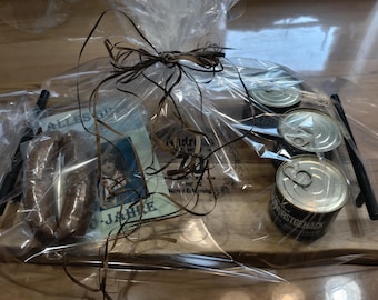 Acacia wood serving platter, serving board, food, gift, birthday, wedding, celebrations, with individual design.