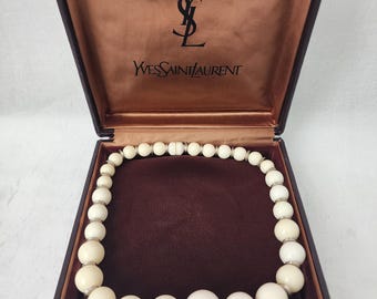YVES SAINT LAURENT イヴサンローラン ネックレス　パール　R 2025年最新】Yves Saint Laurent 装飾：パール レディース