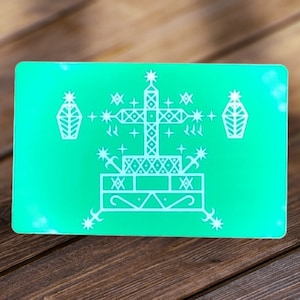 Tarjeta de metal Baron Samedi Veve: ¡Símbolo vudú portátil para rituales, energía mística, encanto hecho a mano!