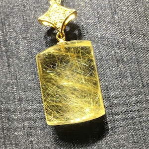 Schöne goldene Rutilquarz Halskette, vergoldeter Rutilquarz Kristall, 20mm Edelstein Anhänger Halskette, Geschenk für Frauen